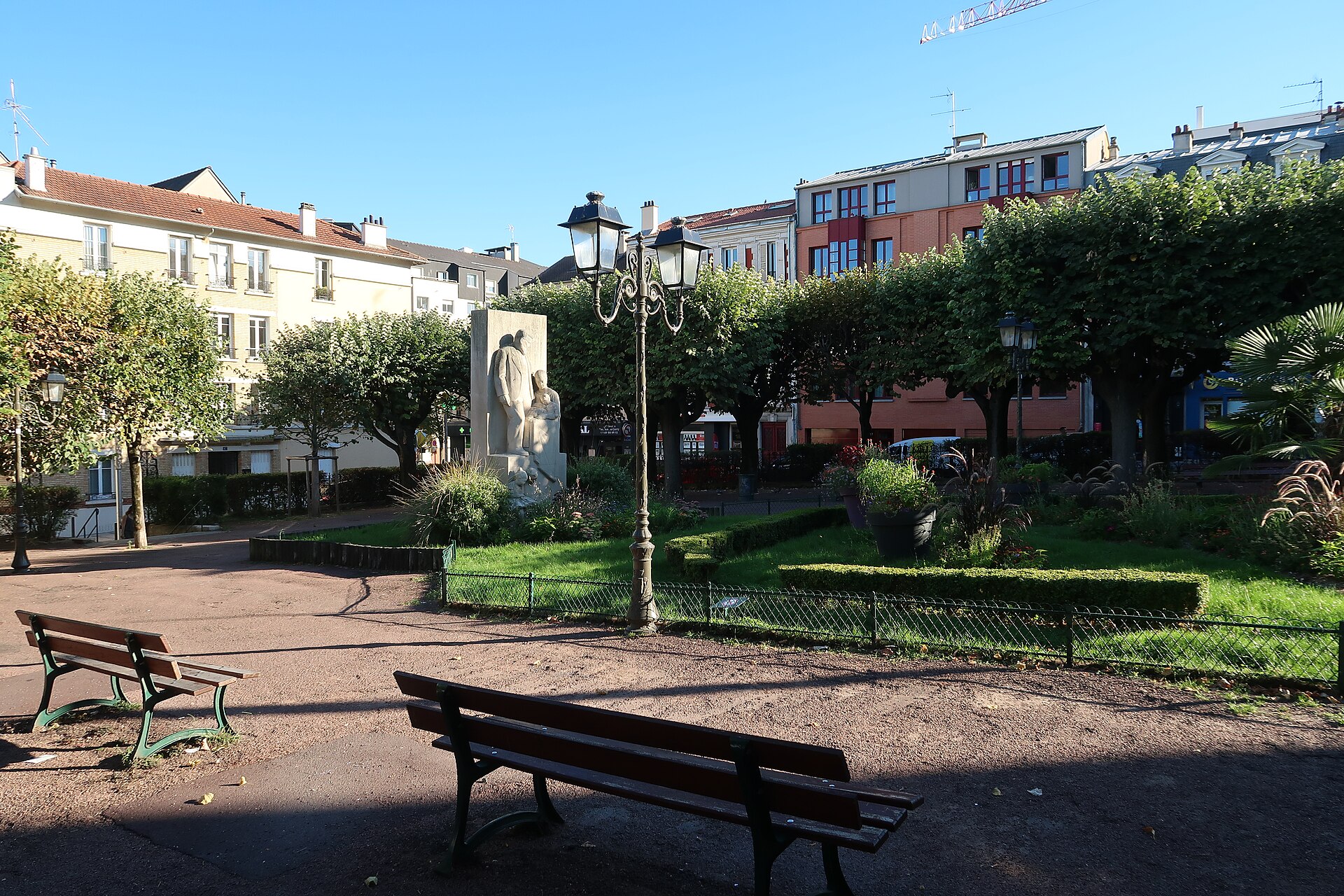 Location de benne à Suresnes